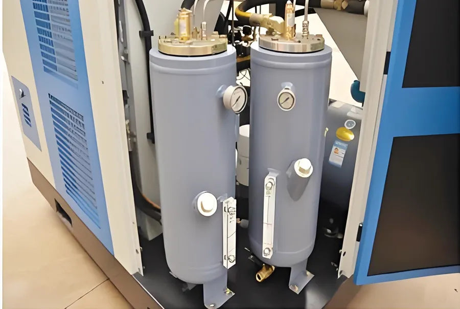 Water-gas separation barrel